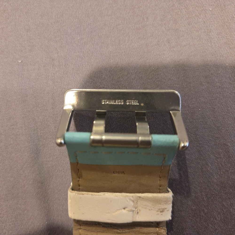 JULIUS & FRIENDS NON-FUNCTIONING WATCH - MAN MADE MATERIAL - Picture 6 of 8